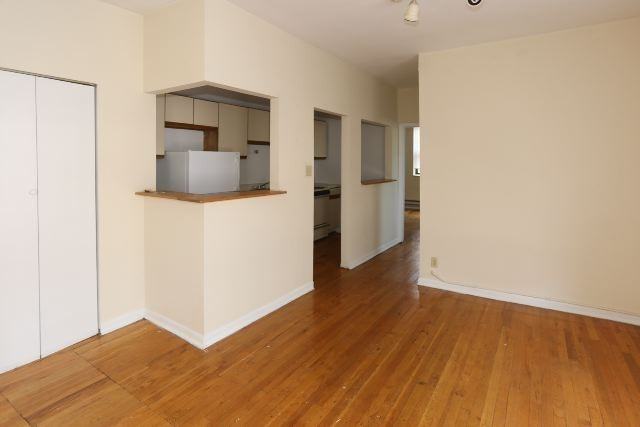 660 W Cornelia Ave #14 - Photo 6 of 21