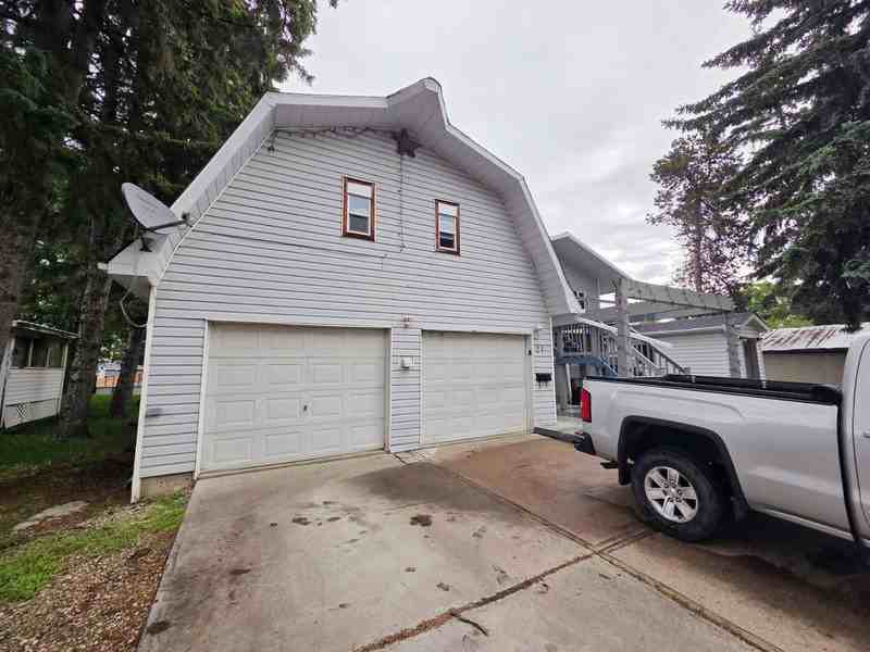 21 Langley Dr - Photo 2 of 25