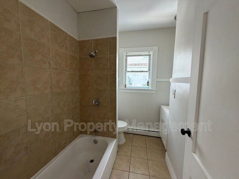 15 Woodman St #2 - Photo 6 of 7