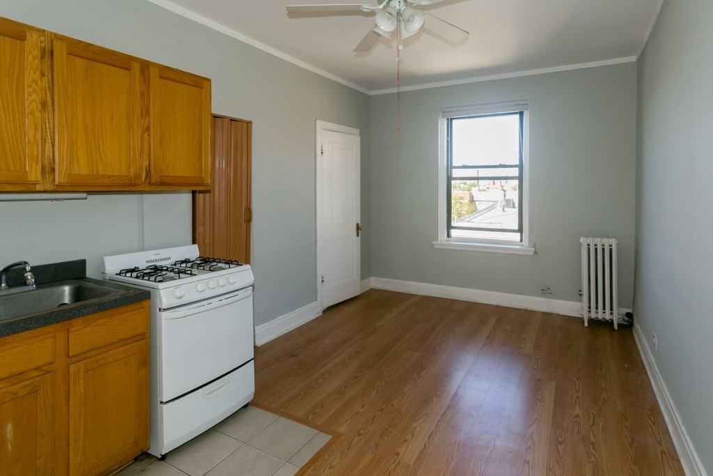 3831 N Fremont St #514 - Photo 7 of 15