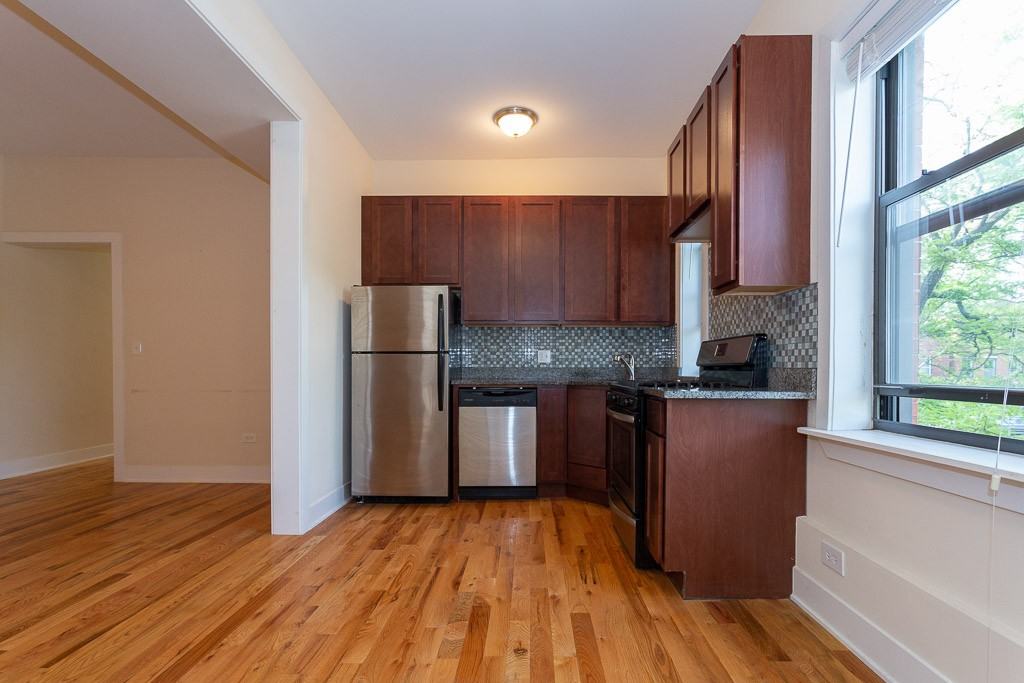 353 Park Ave #5 - Photo 3 of 21