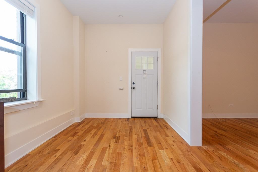 353 Park Ave #5 - Photo 4 of 21