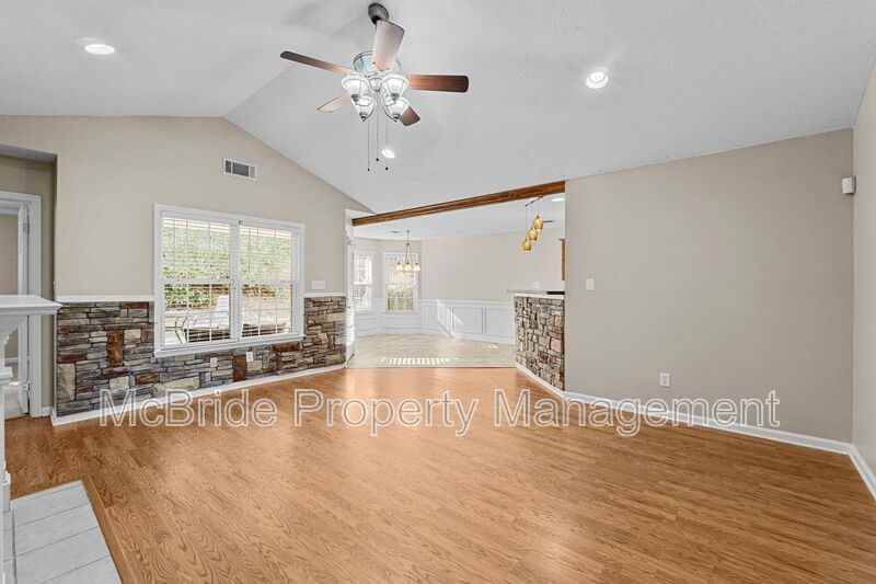 284 High Meadows Cir - Photo 7 of 31