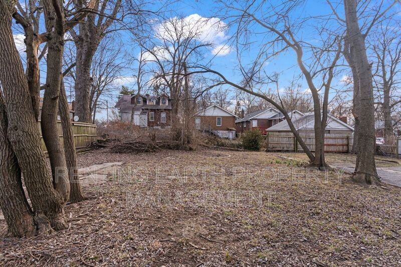 8212 Toddy Ave - Photo 4 of 18