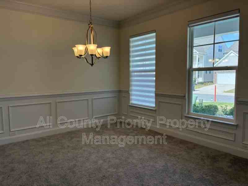 243 Ford Meadows Dr - Photo 6 of 17
