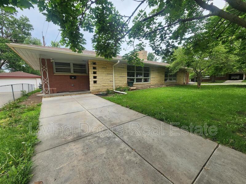 3868 Steele Ave