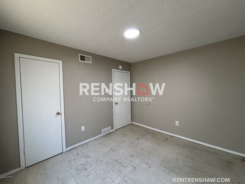 2311 Hubbard Ave - Photo 2 of 13