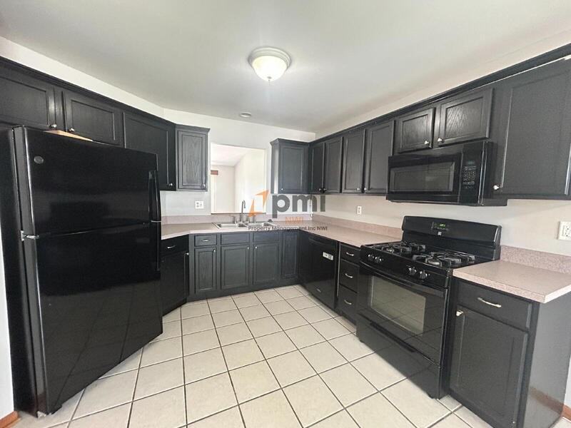 396 Golden Oak Ct - Photo 5 of 20