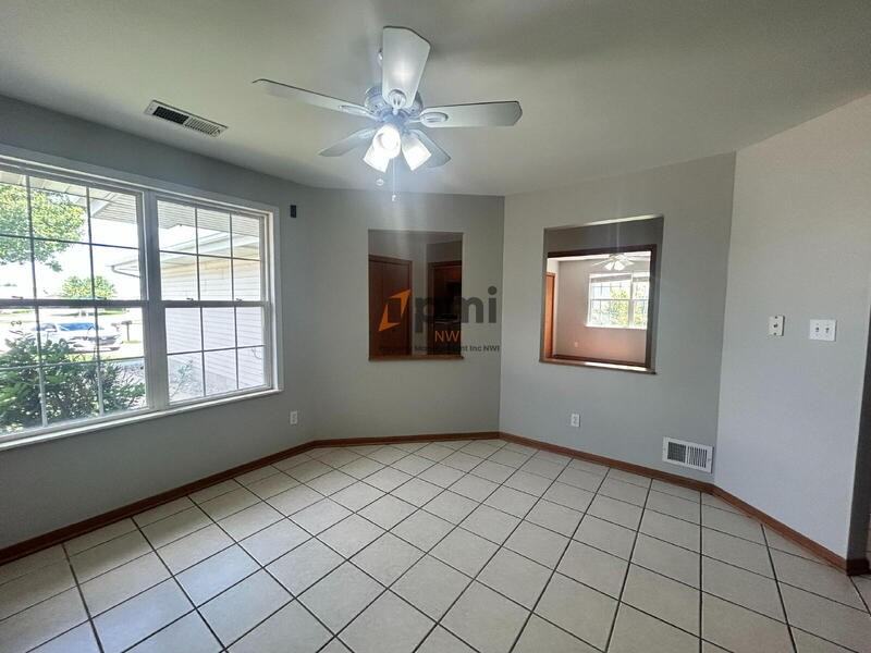 396 Golden Oak Ct - Photo 7 of 20