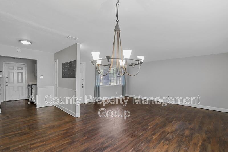 2504 S Fielder Rd - Photo 3 of 19