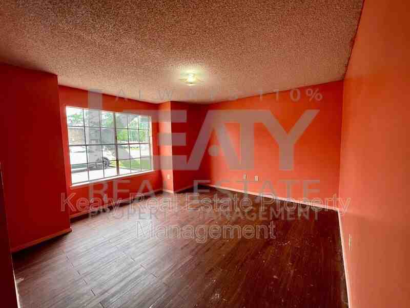 108 Meudon St #A - Photo 4 of 14