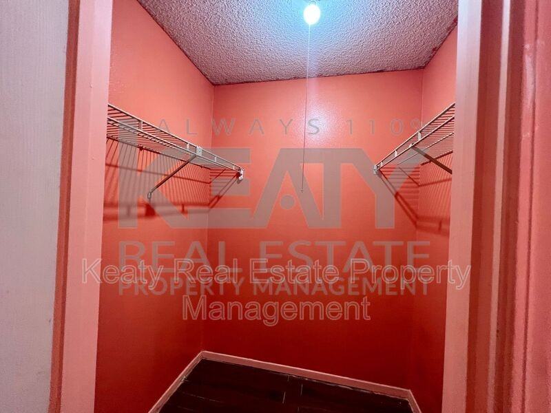 108 Meudon St #A - Photo 6 of 14