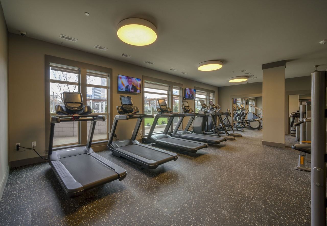 Residences at Capitol View - Photo 5 of 34