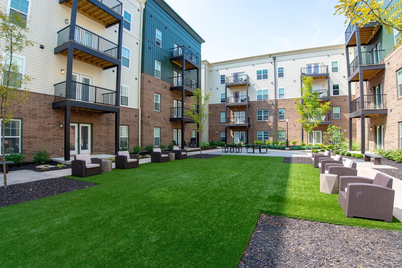 Gateway Lofts - Photo 3 of 26