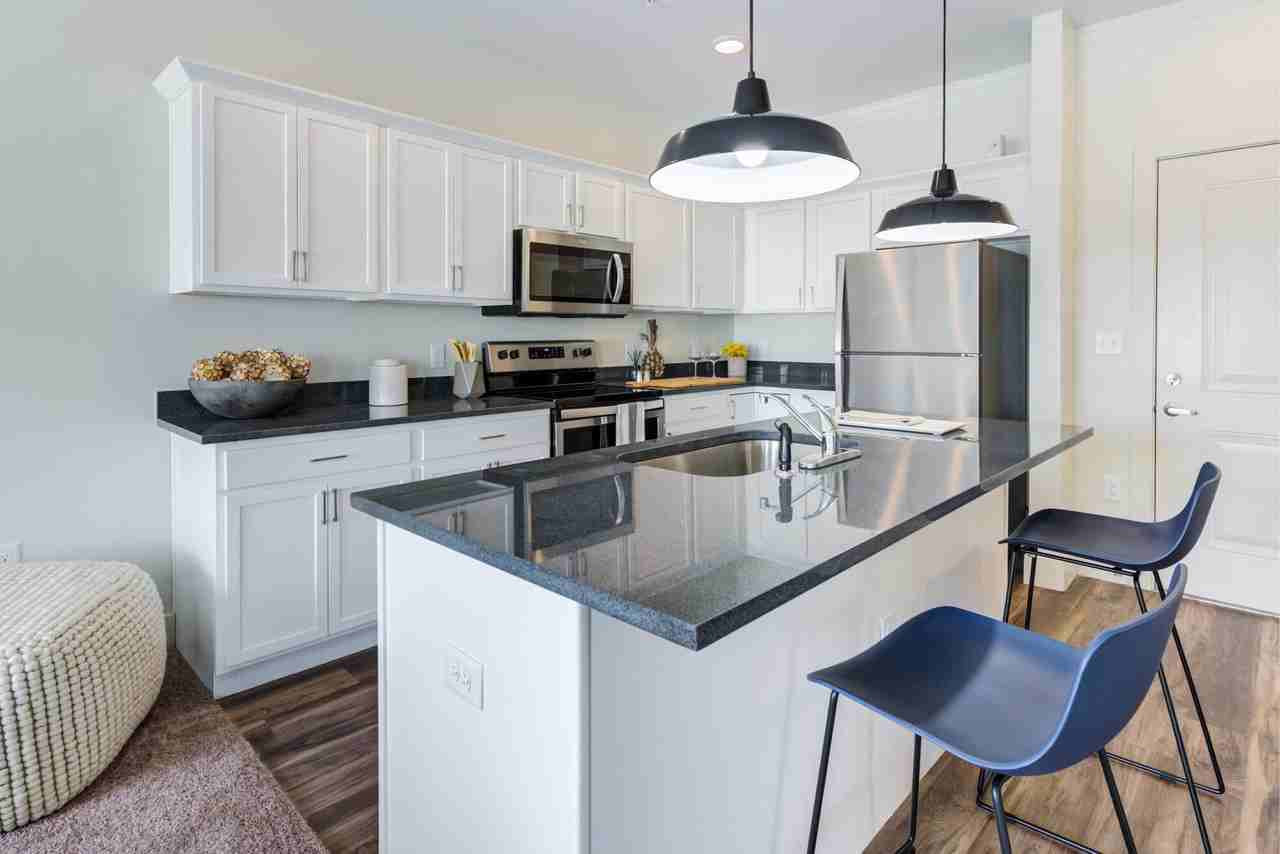 Gateway Lofts - Photo 7 of 26