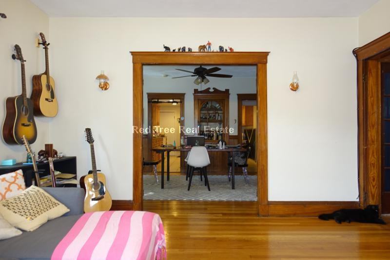 68 Oliva Rd #8 - Photo 4 of 31