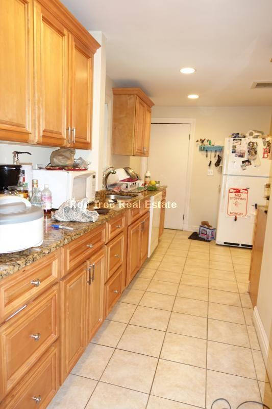 68 Oliva Rd #8 - Photo 5 of 31