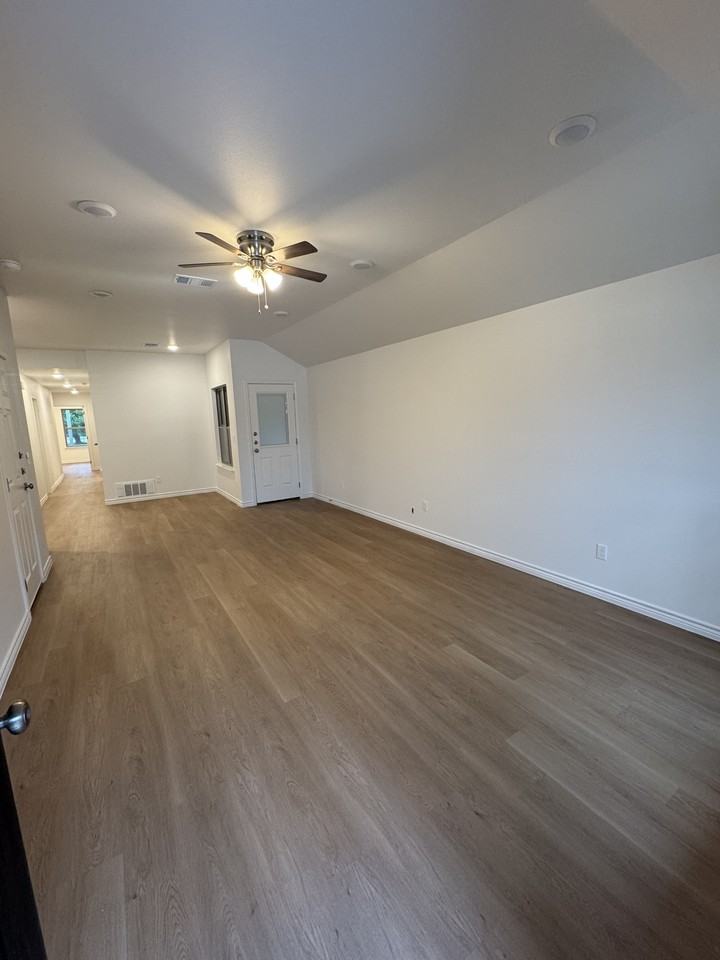 423 East Beeline Lane - Photo 2 of 18