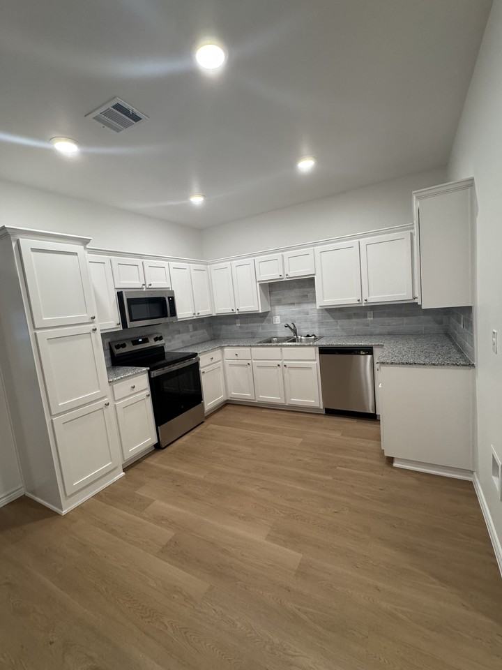 423 East Beeline Lane - Photo 5 of 18