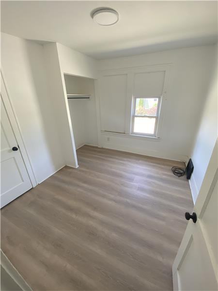 1445 Maryland Ave - Photo 6 of 8