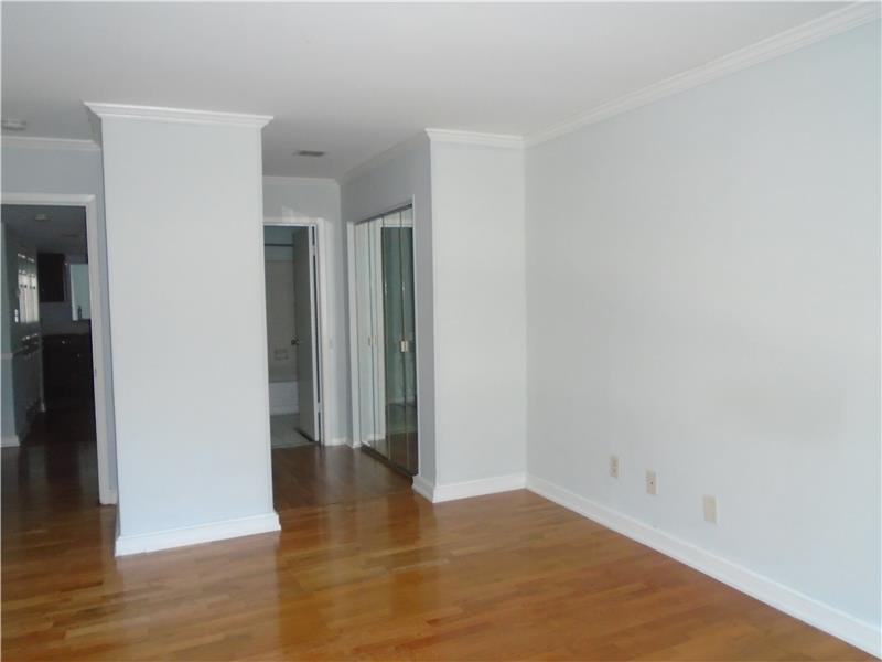 63 Middleton Ct Se - Photo 3 of 6