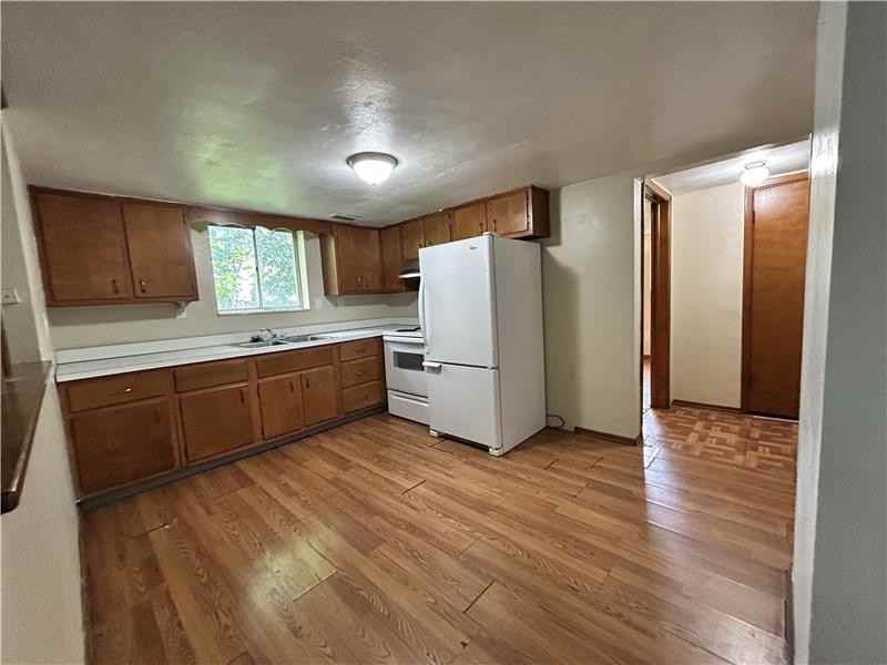 2803 Sunset Blvd Rear #3 - Photo 3 of 5