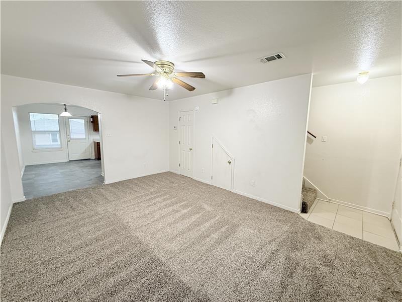 705 S Amy Ln #B - Photo 3 of 22