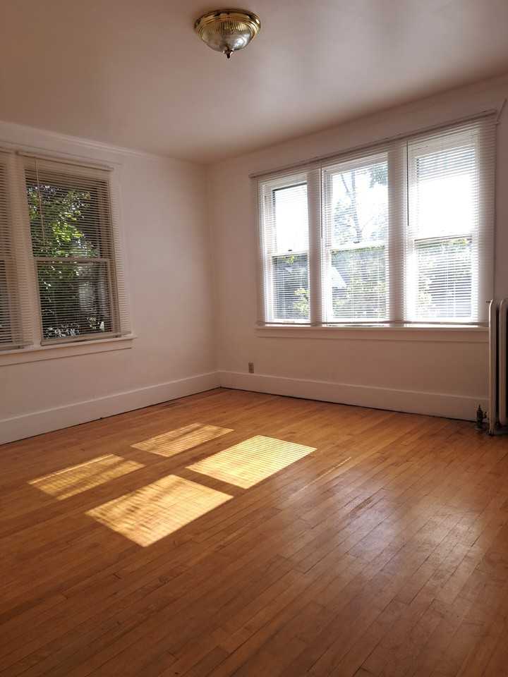 703 North 32nd St - Photo 2 of 15