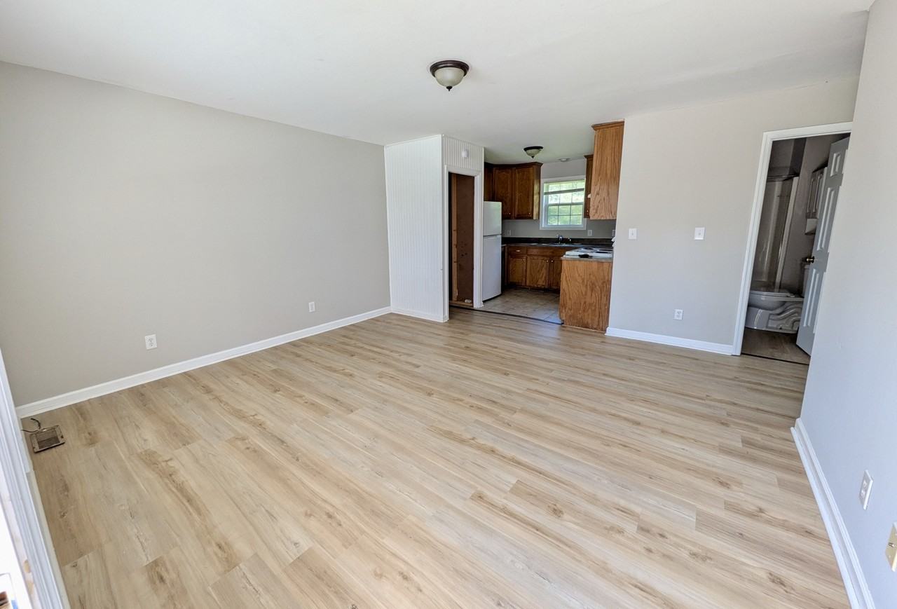 156 Dudley Ln. - Photo 3 of 8
