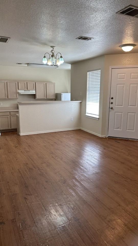 879 Sagewood Trail - Photo 3 of 11