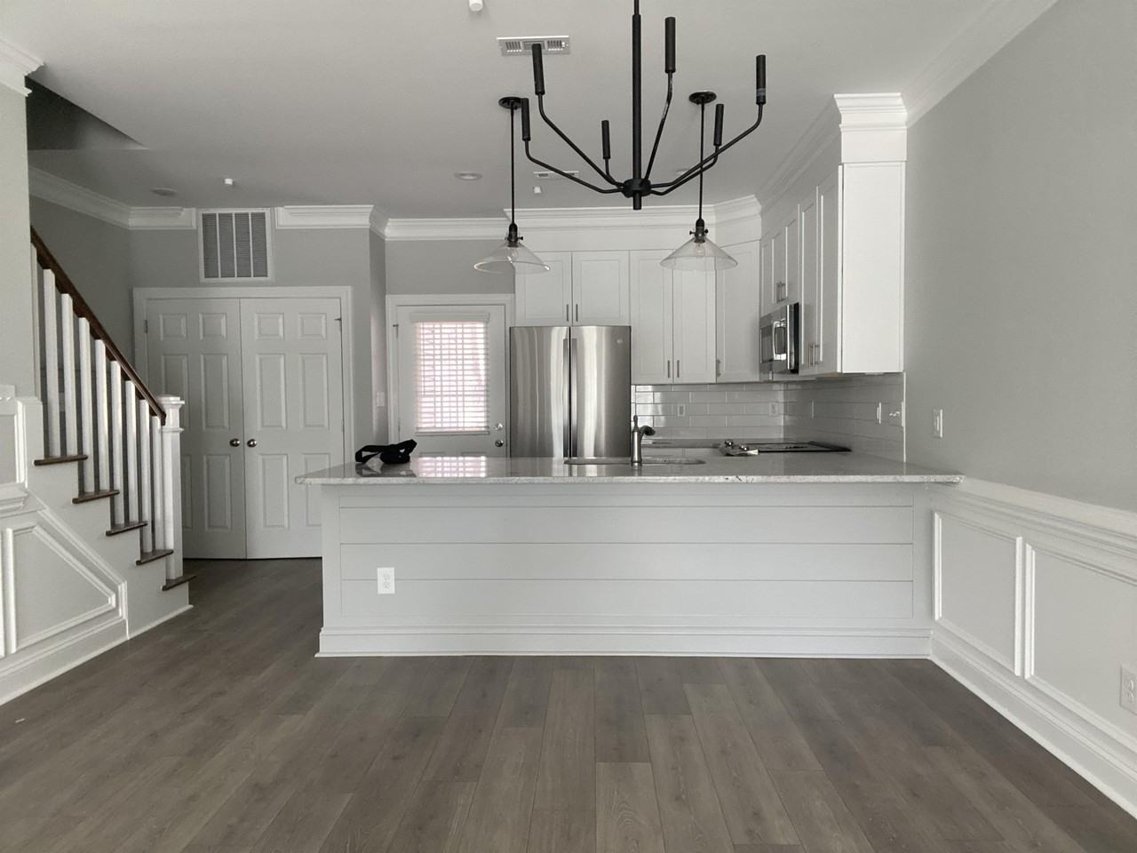 Lennox Haymount - Photo 5 of 11