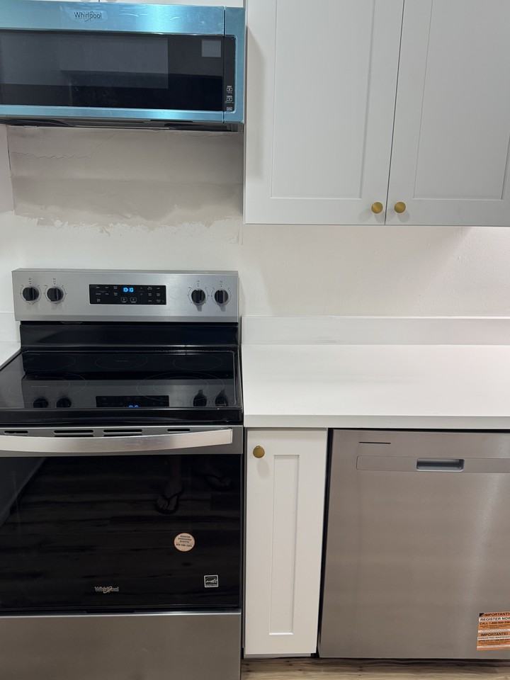 1010 South College Road - Photo 2 of 11