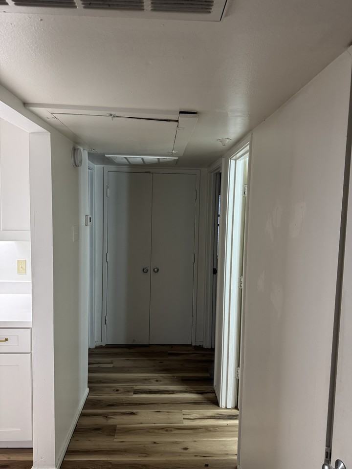 1010 South College Road - Photo 5 of 11
