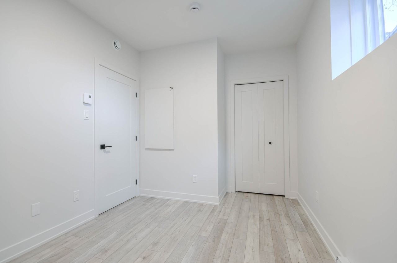 12 Rue Metcalfe #1 - Photo 7 of 10