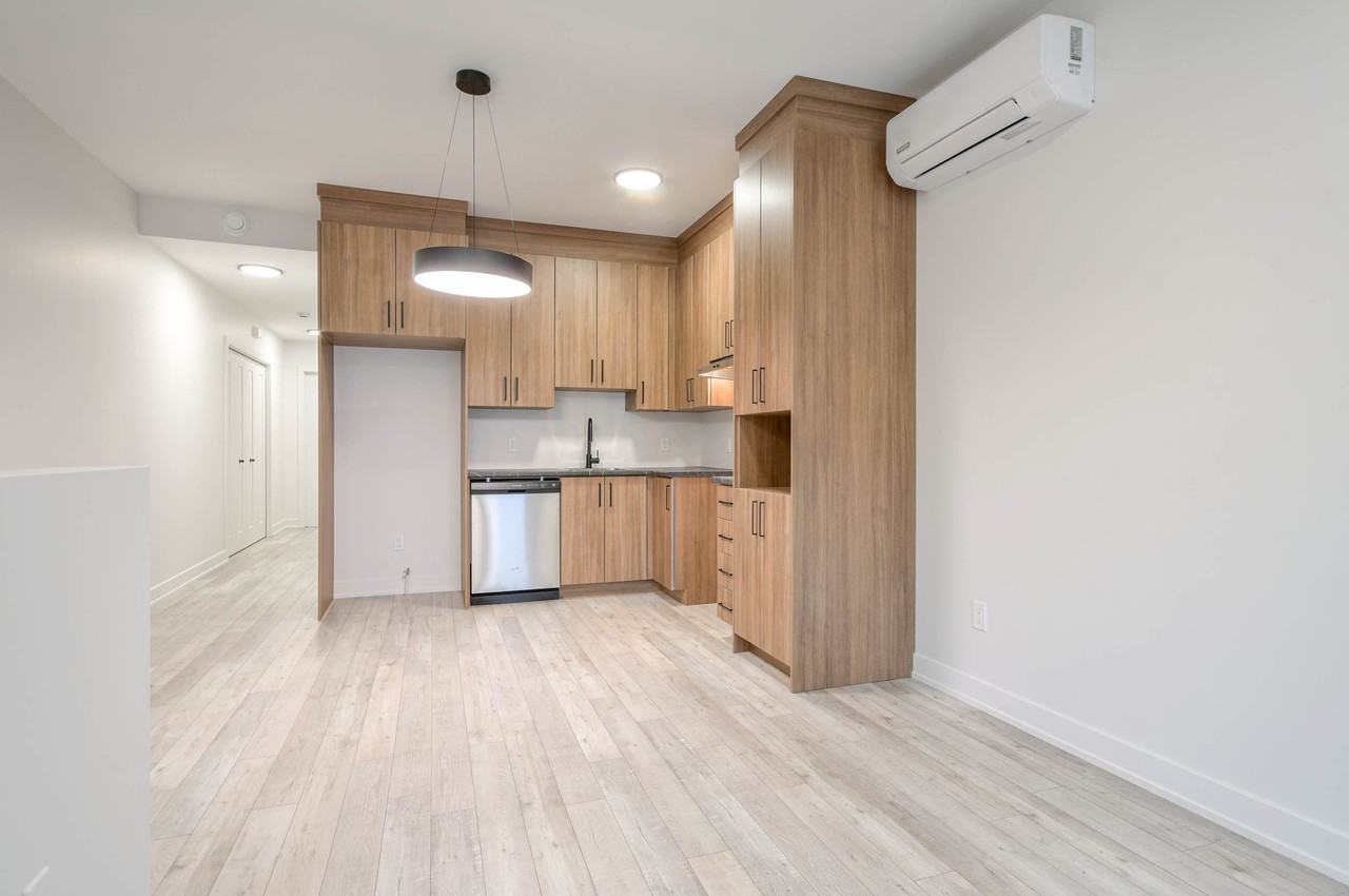 12 Rue Metcalfe #2 - Photo 2 of 14