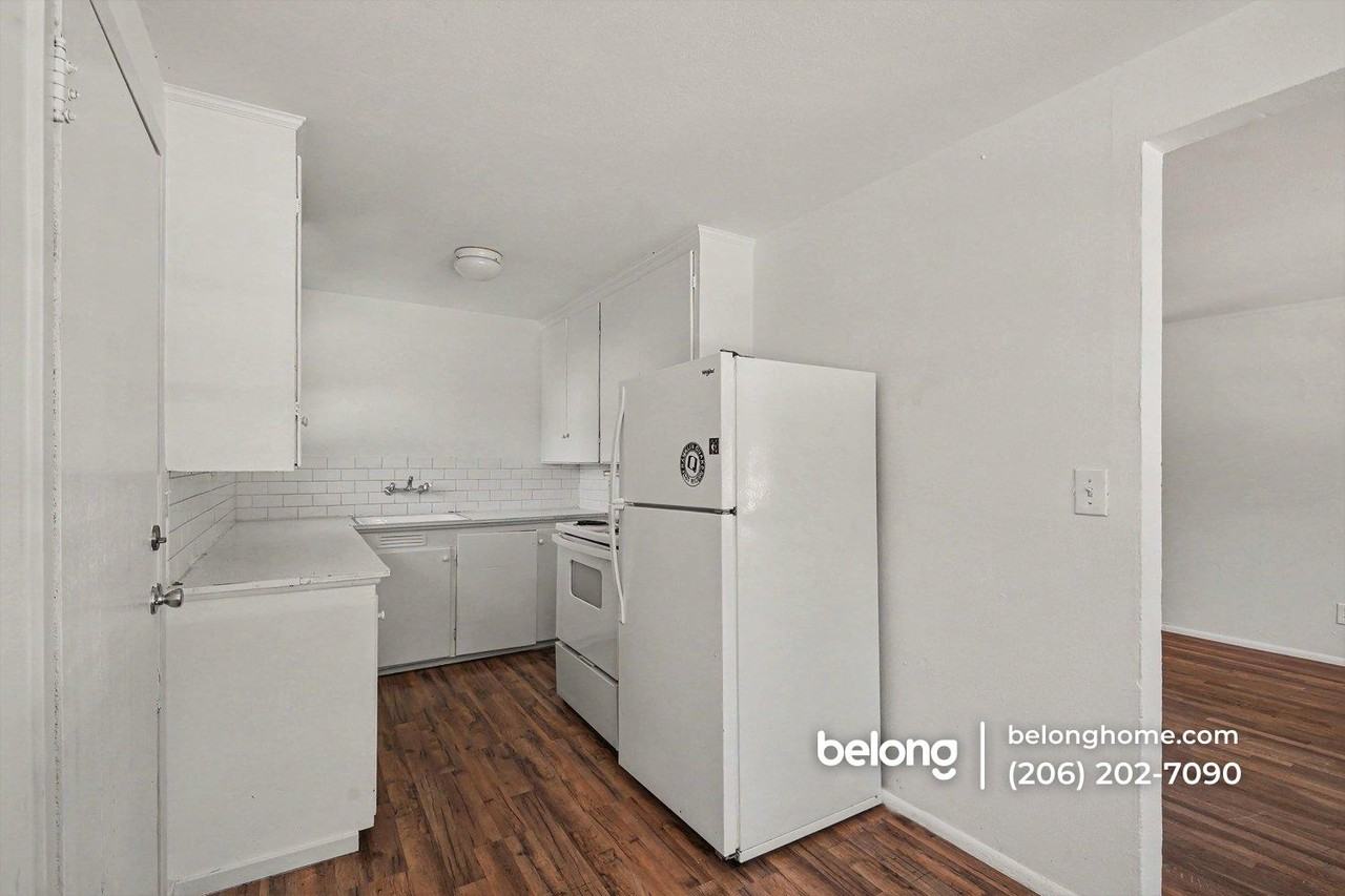 3820 14th Ave S - Photo 6 of 16