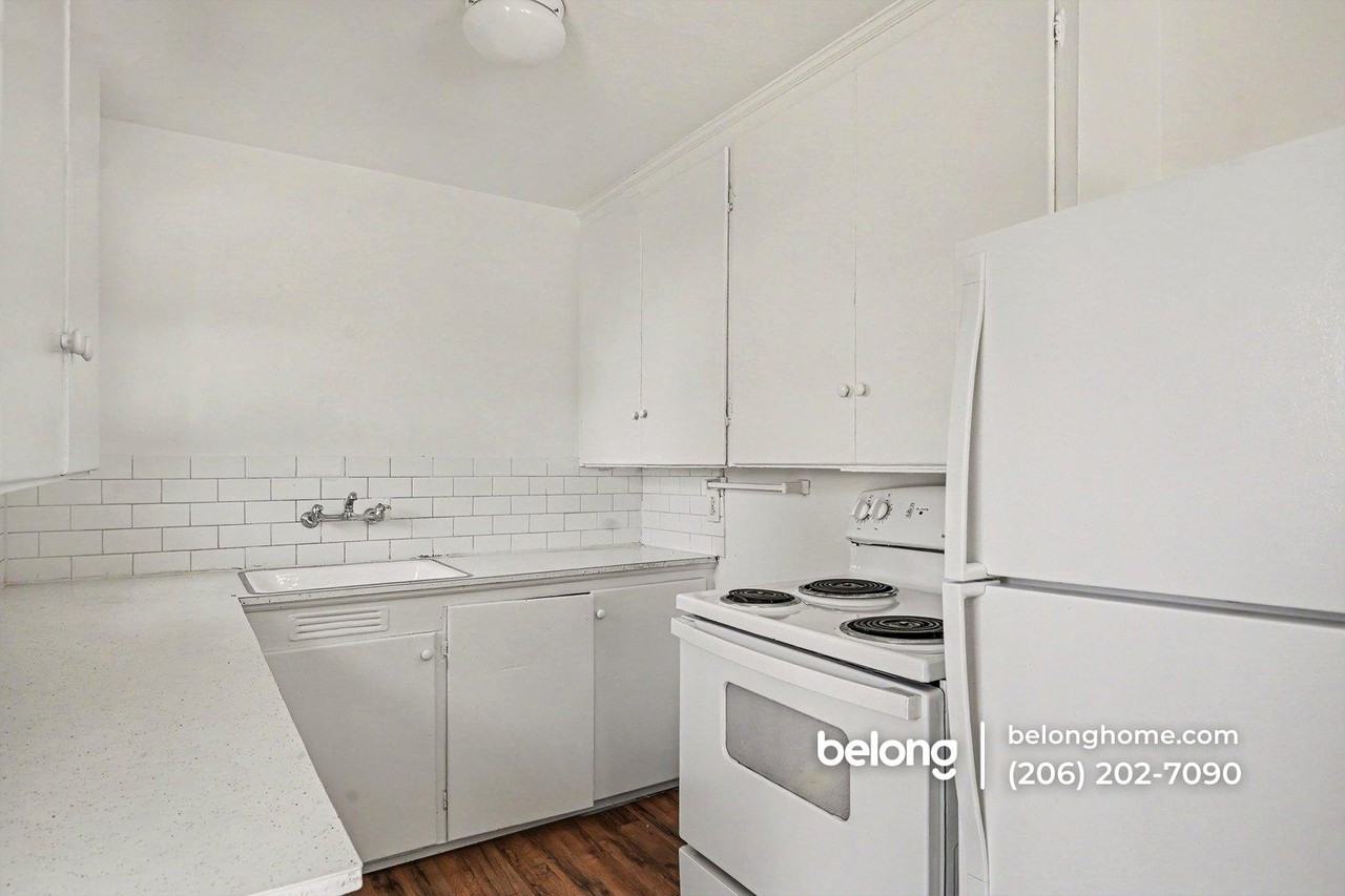 3820 14th Ave S - Photo 7 of 16