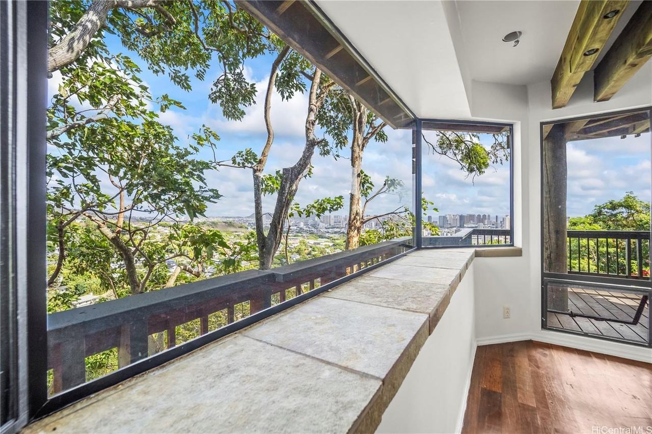 2445 Makiki Heights Dr - Photo 3 of 17