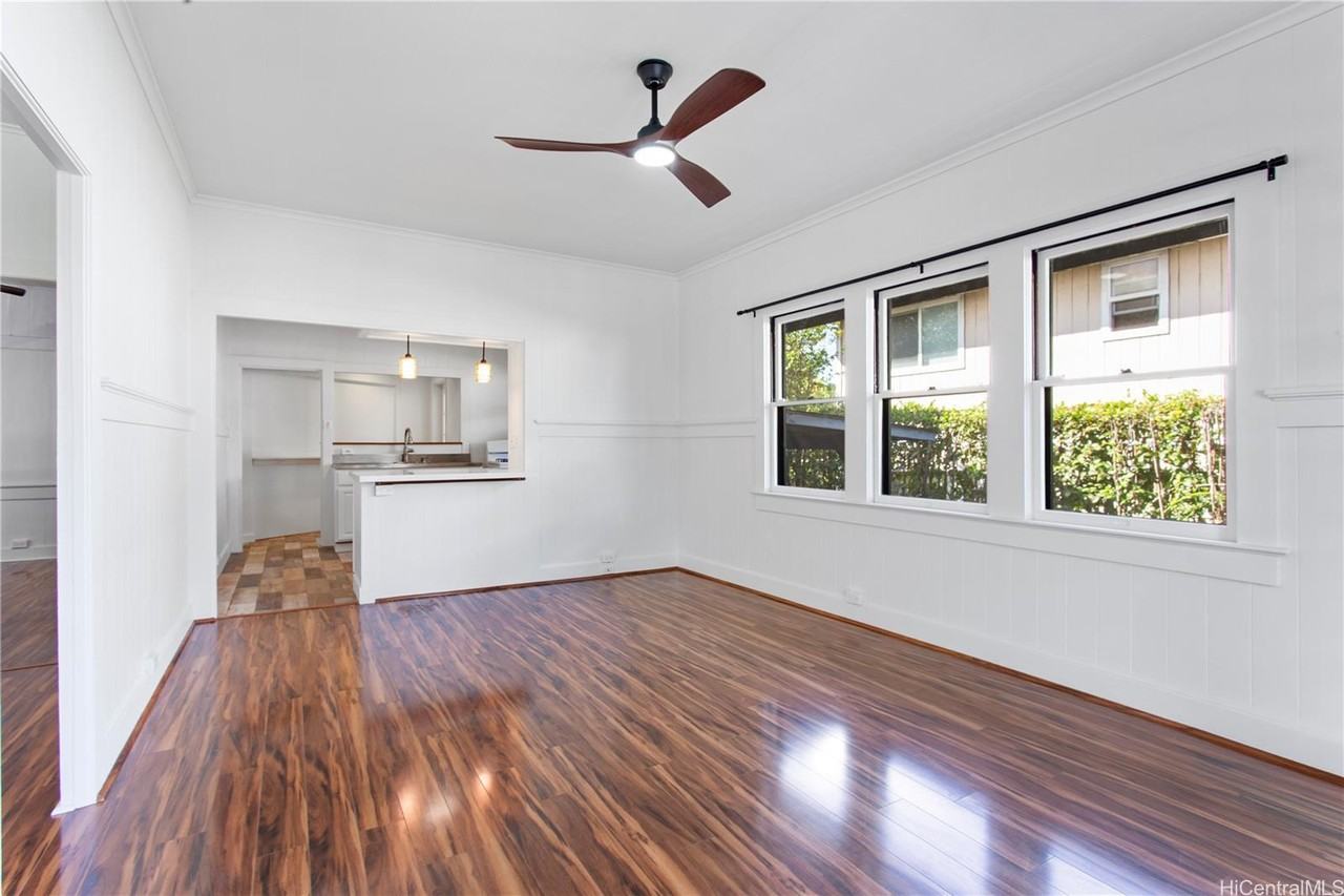 1009 2nd Ave - Photo 3 of 7