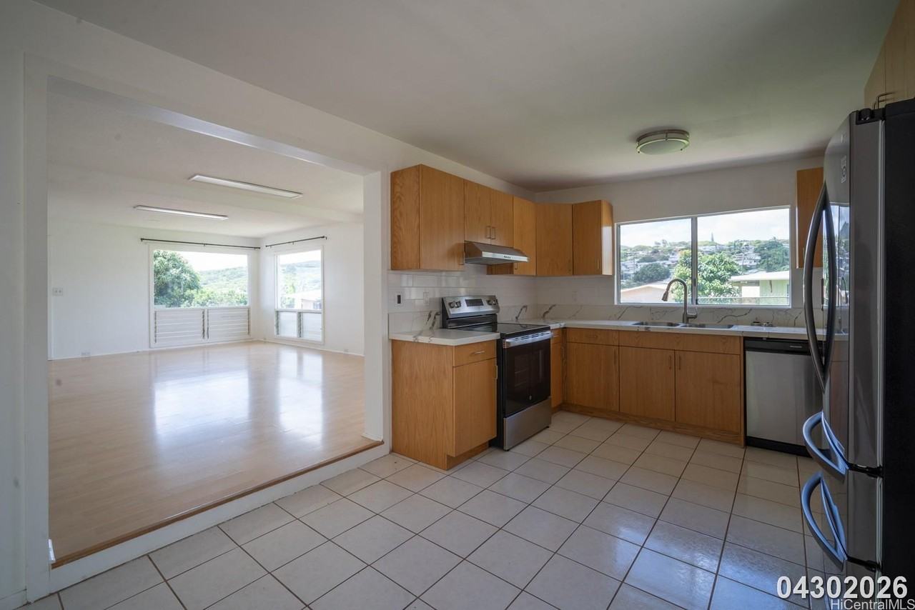 92-326 Nohona Pl - Photo 7 of 24