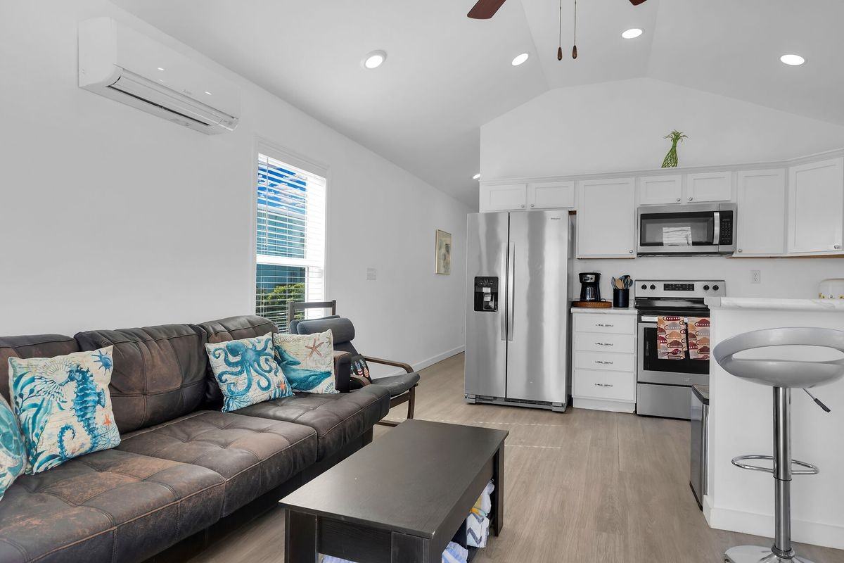 925 83rd Street Ocean - Photo 6 of 17