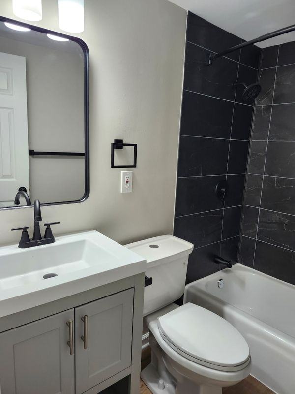 2700 Texas Ave Se - Photo 3 of 4