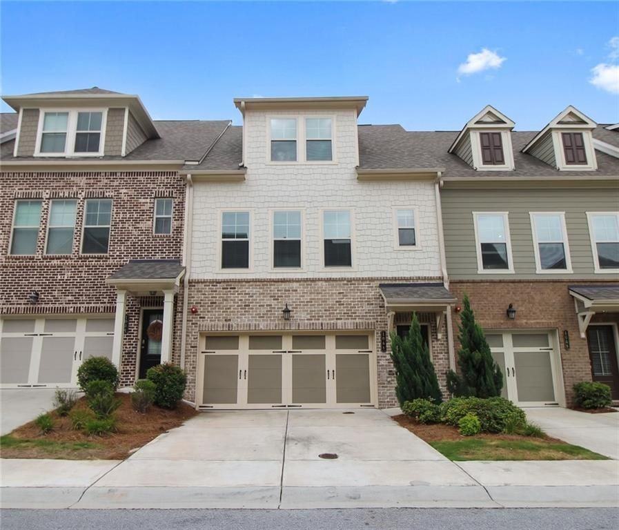1640 Coasta Way - Photo 4 of 26
