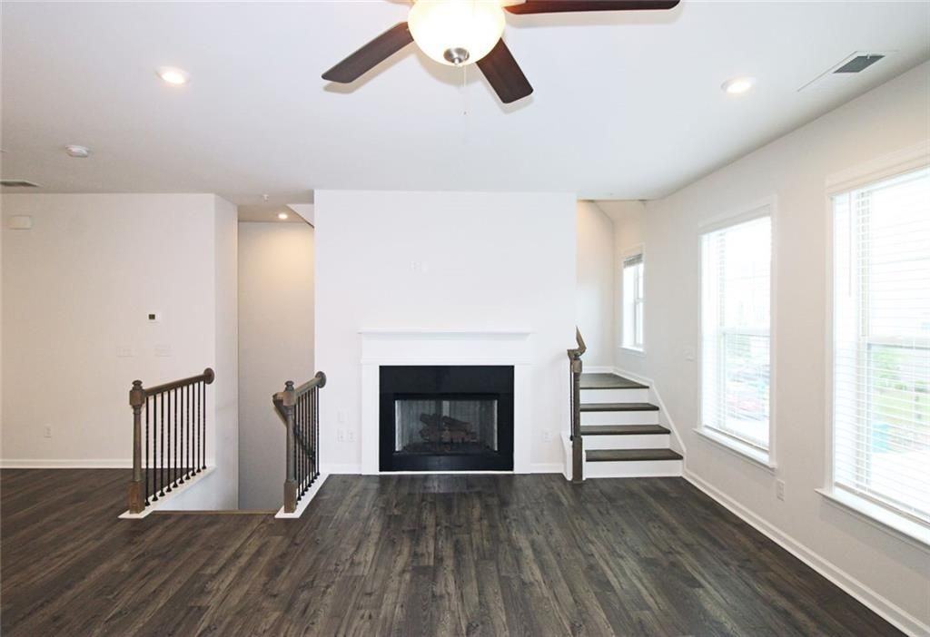 1640 Coasta Way - Photo 6 of 26