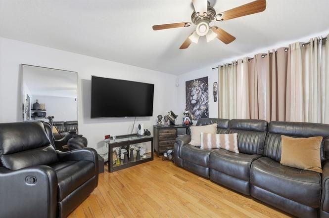 44 Border St - Photo 5 of 15