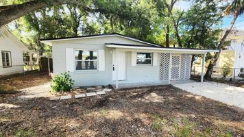 featured image of 128 Kingston Ave