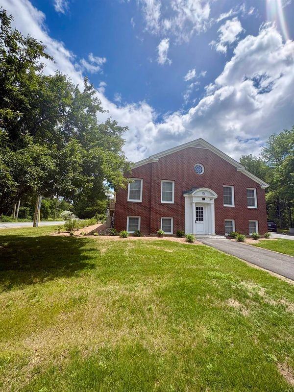 15 Mountain Rd ##203