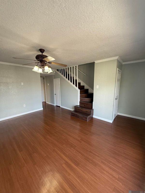 10306 W Winston Ave ##1 - Photo 3 of 7