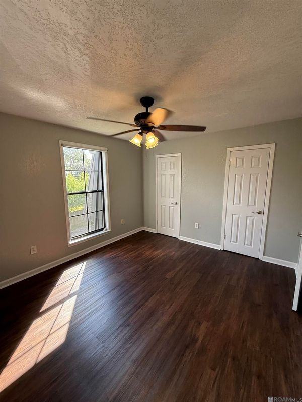 10306 W Winston Ave ##1 - Photo 6 of 7