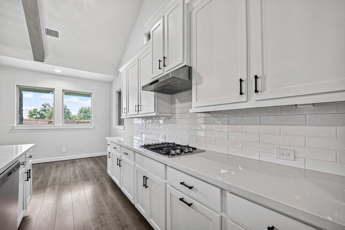 2600 Golden Palms Ln - Photo 5 of 22
